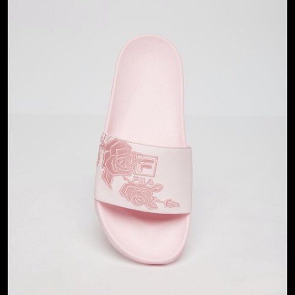FILA Women’s Drifter Rose Embroidered Pink Slide - Picture 1 of 3